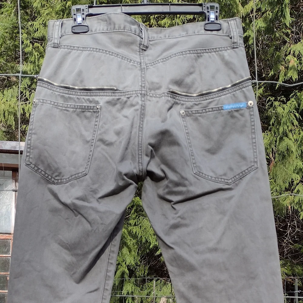 Gray Button-Fly Jeans - Picture 4 of 10